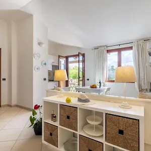 Appartamento Bilocale 10 Al Mare Con Veranda, Àrbatax